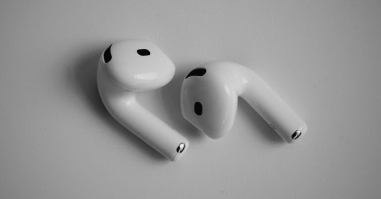 Hands-on with AirPods 4: better in every way - StartupNews.fyi